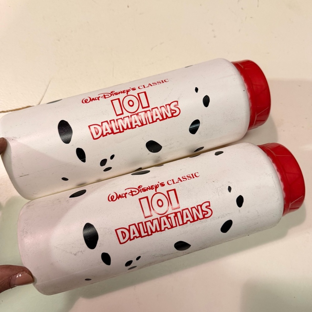 Vintage Walt Disney’s Classic 101 Dalmatians Plastic Water Bottles – Set of 2